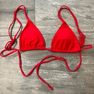 RED BIKINI ‼️TOP-M BOTTOM-L‼️